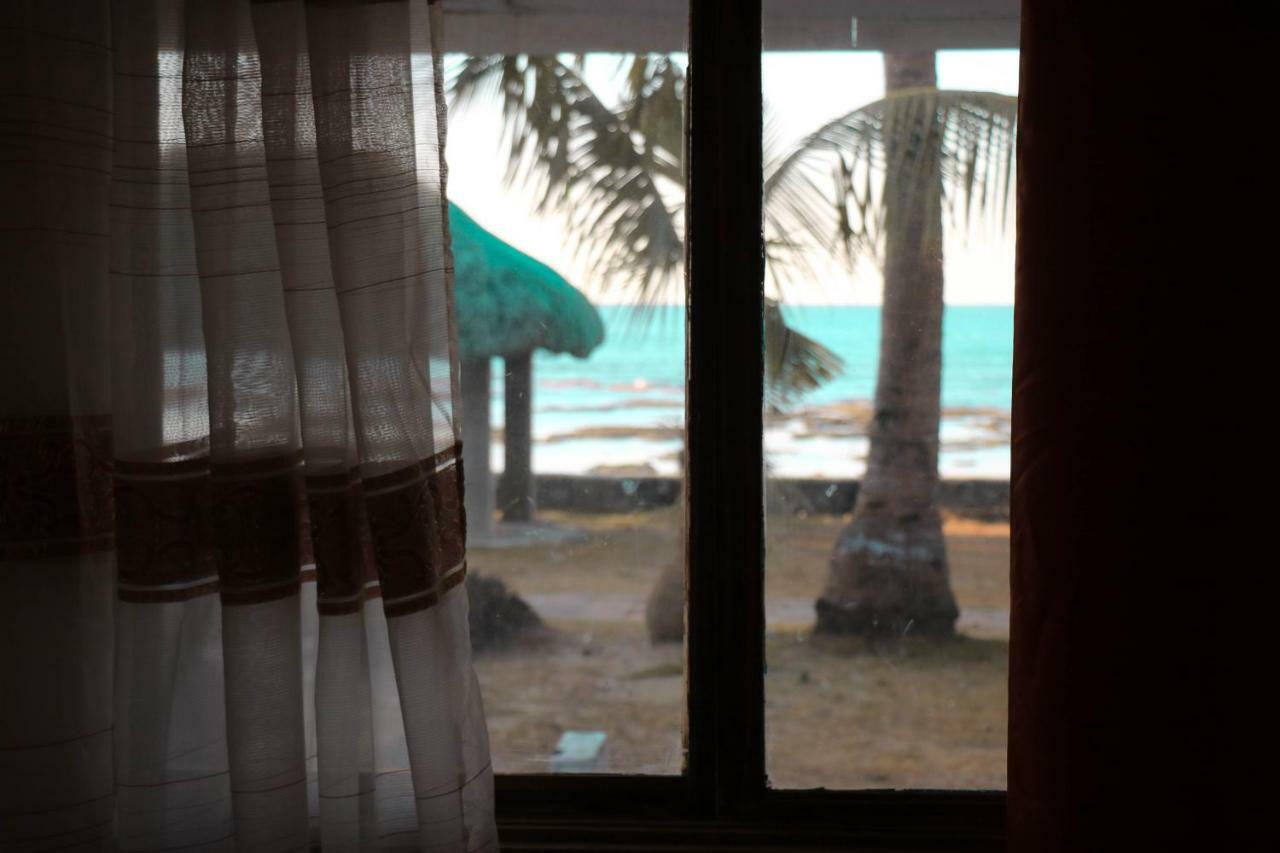 D'Coral Beach Resort Laoag Exterior photo